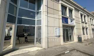 Bureau  588 m² à louer à Villeurbanne (69100)