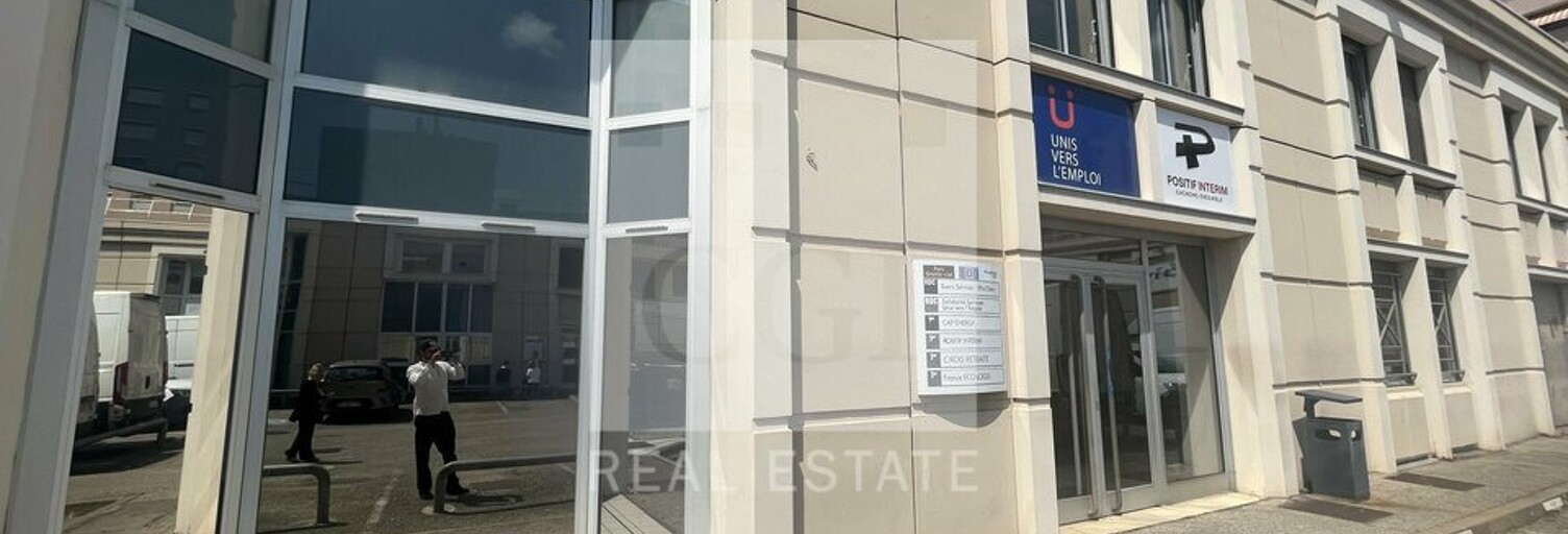 Bureau  588 m² à louer à Villeurbanne (69100)