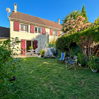 Maison 5 pièces 299900 €