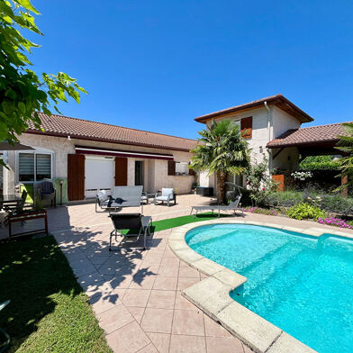 Maison 7 pièces 550000 €