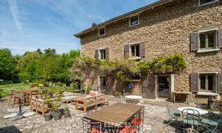 Maison 12 Pièces 368 m² à vendre à Saint-Martin-en-Haut (69850)