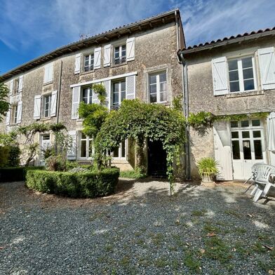 Maison 9 pièces 299500 €