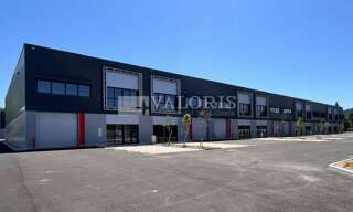 Commerce  9275 m² à louer à Villeneuve-lès-Avignon (30400)