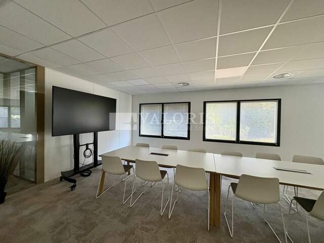 BUREAUX à LOUER — photo du bien