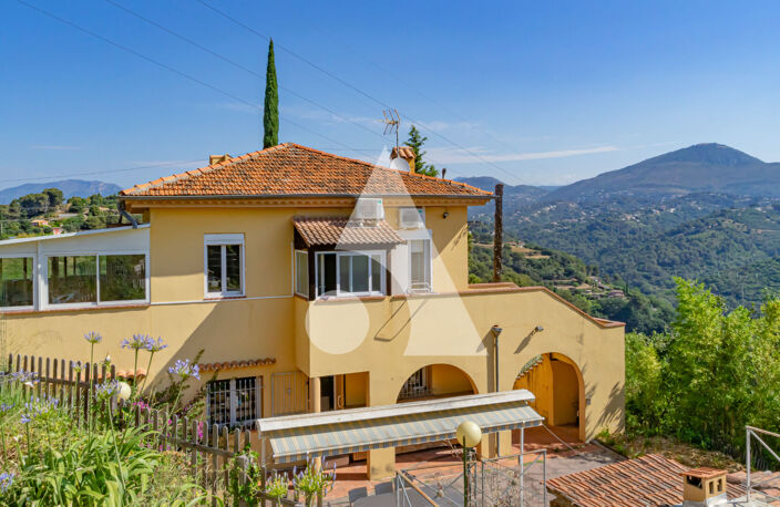 Villa de Caractère 228 m²  Secteur Bellet  Terrain 1 700 m² — photo 2