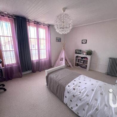 Appartement 5 pièces 185000 €