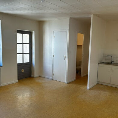 Appartement 3 pièces 630 €