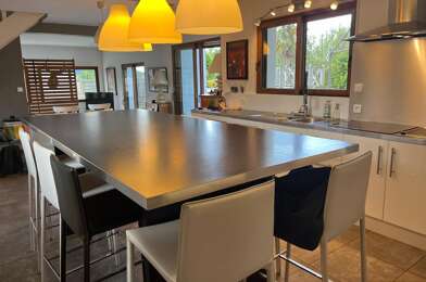 Maison 8 pièces 770900 €