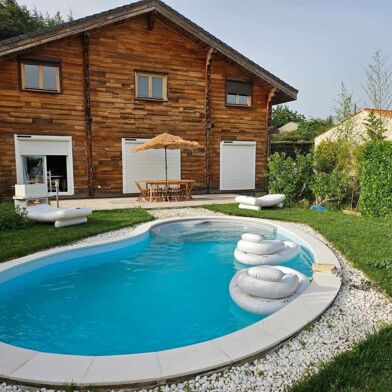 Maison 7 pièces 302000 €