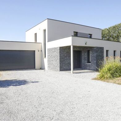 Maison 7 pièces 649140 €