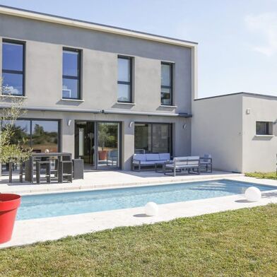 Maison 7 pièces 628200 €
