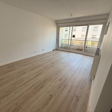 Appartement 1 pièces 148400 €