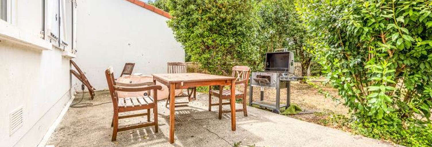 Maison 5 Pièces 83 m² à vendre à Saint-Georges-du-Bois (17700)