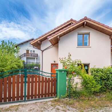 Maison 5 pièces 497000 €