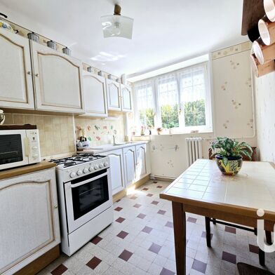 Appartement 3 pièces 74500 €