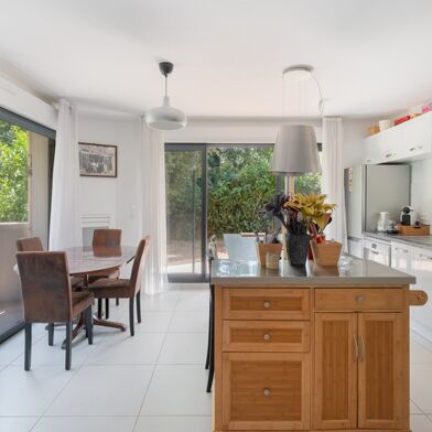 Appartement 3 pièces 365680 €