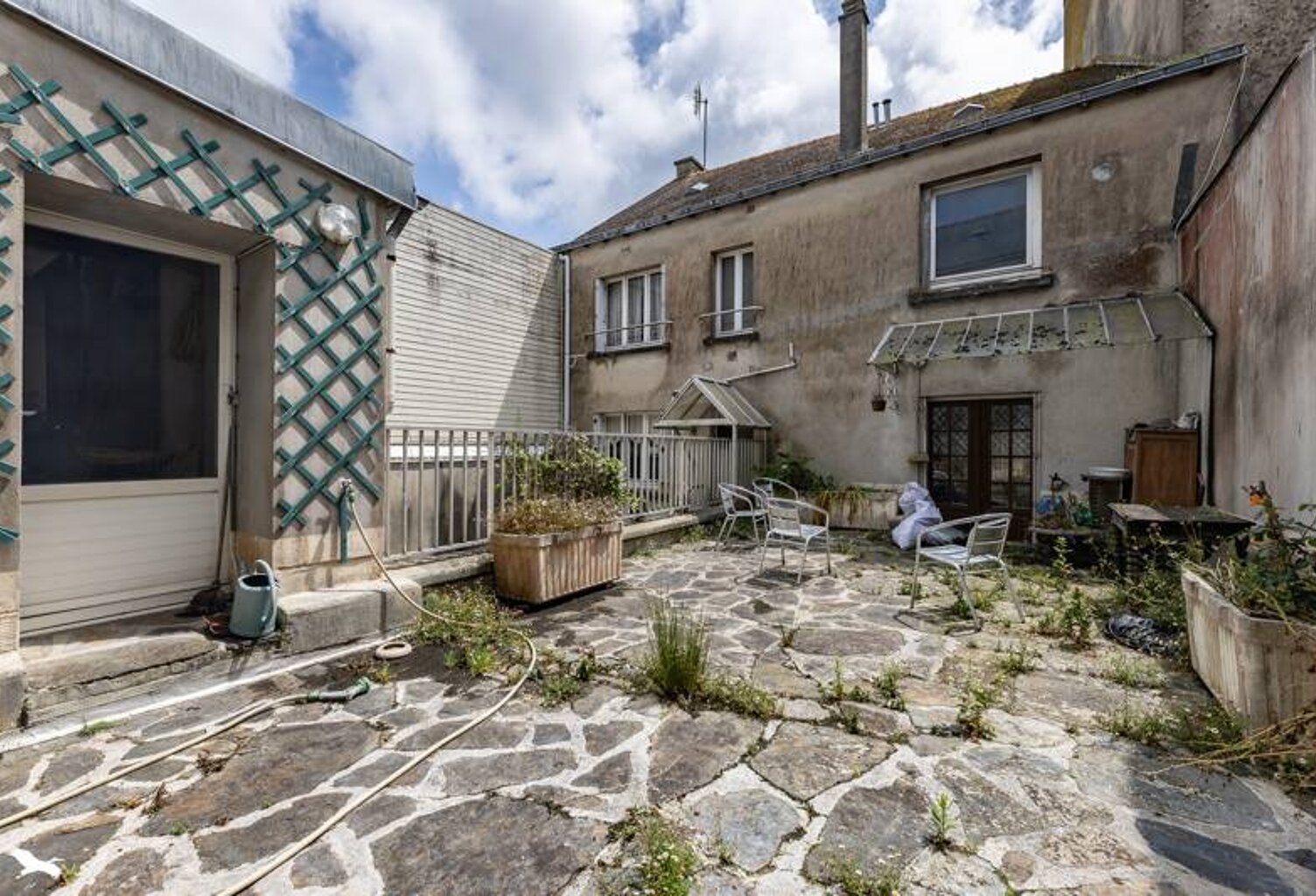 Duplex de 6 pièces principales — photo 1