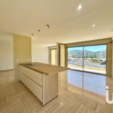 Appartement 4 pièces 690000 €