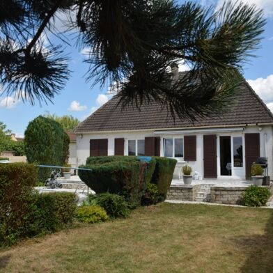 Maison 8 pièces 250000 €