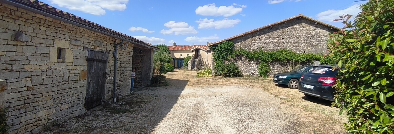 Maison 7 Pièces 220 m² à vendre à Chenay (79120)