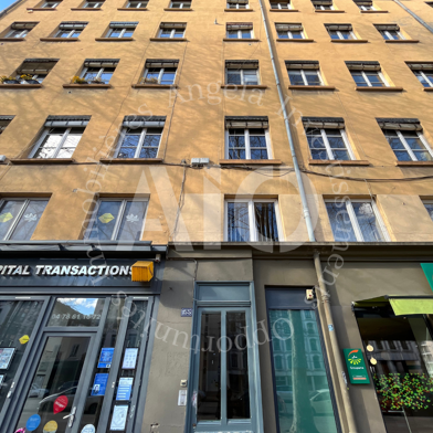 Appartement 3 pièces 336600 €