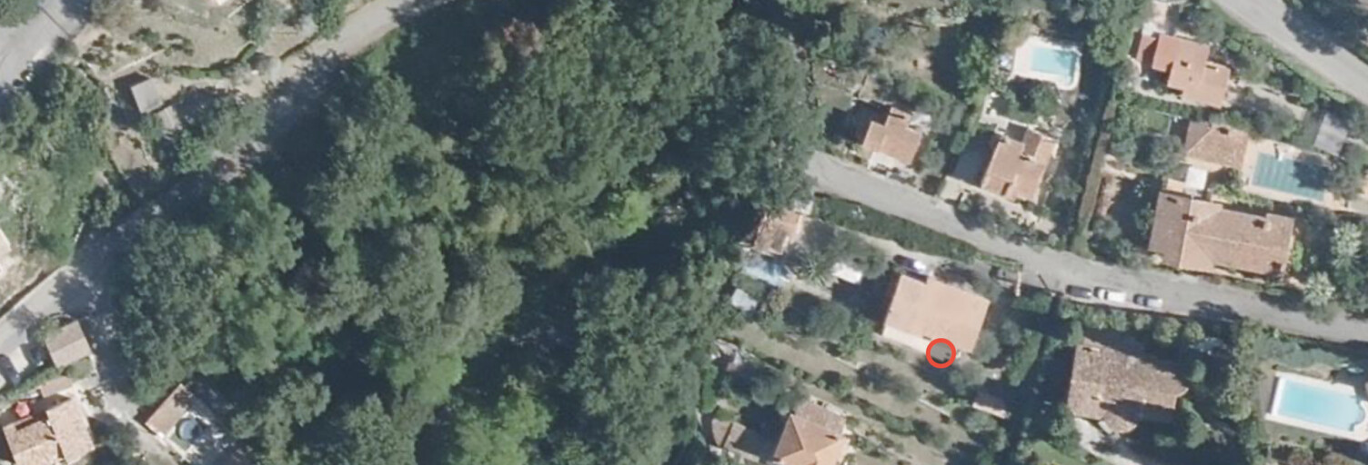 Terrain  2200 m² à vendre à Grasse (06520)