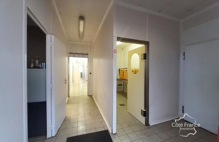 À VENDRE   Fonds et Murs Commerciaux Activité Traiteur   GIV — photo 4