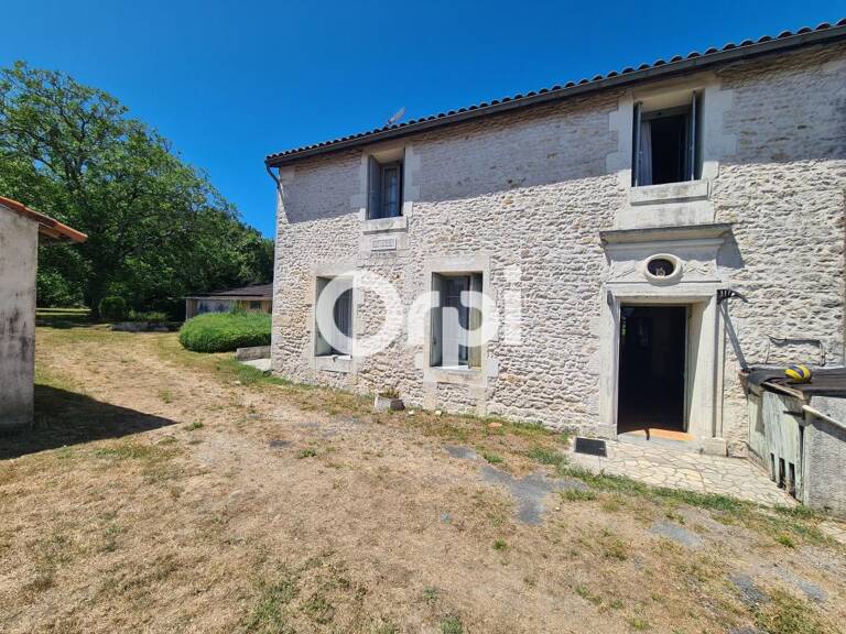 Maison authentique de 140 m² édifiée sur un parc de 2 000 m² — photo 1
