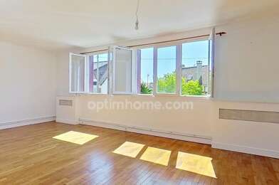 Appartement 3 pièces 242000 €