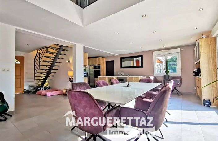 Propriété 10 pièces - 352,81 m² habitables - avec piscine et jac — photo 2