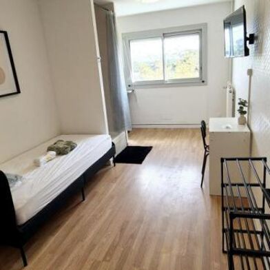 Appartement 1 pièces 650 €