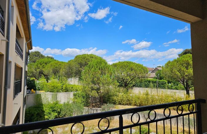 À Vendre - Appartement T3 à Uzès — photo 3