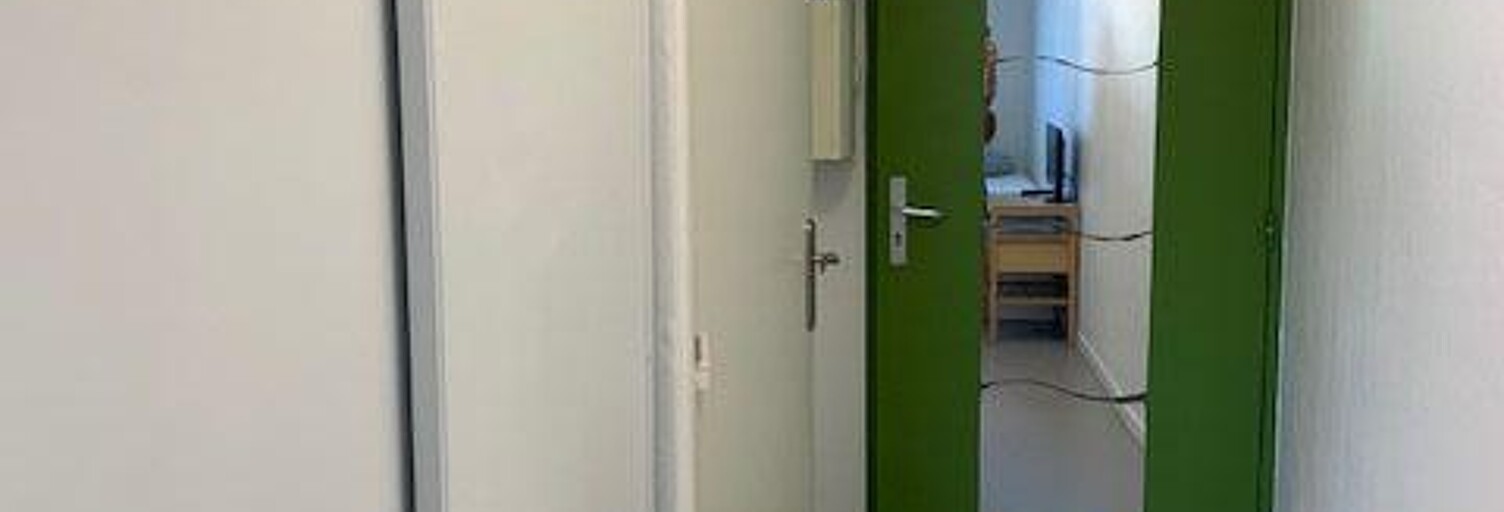 Appartement 1 Pièce 18 m² à louer à Nîmes (30000)