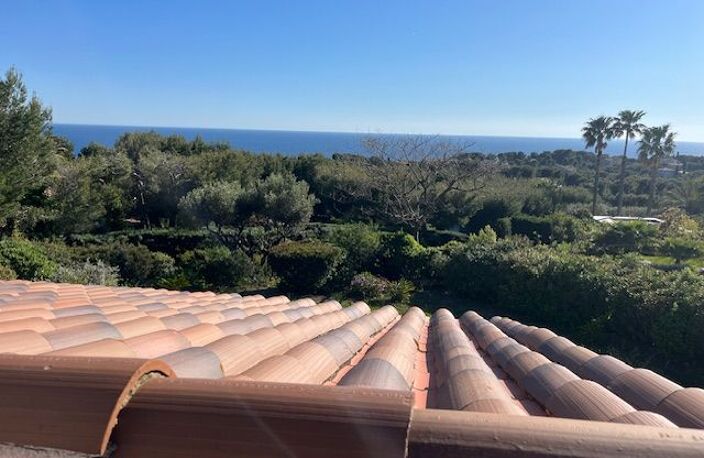 Entre BANDOL et ST CYR - VILLA PLAIN PIED  T4 - VUE MER — photo 3