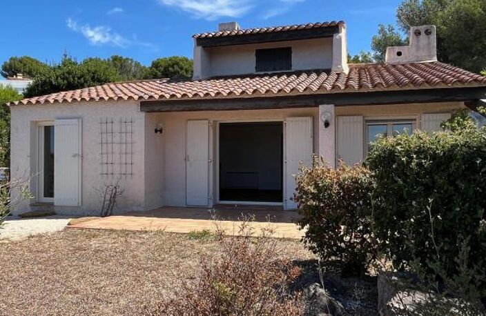 Entre BANDOL et ST CYR - VILLA PLAIN PIED  T4 - VUE MER — photo 4