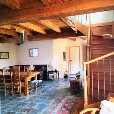 Maison 4 pièces 395200 €