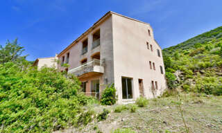 Immeuble  920 m² à vendre à Osani (20147)