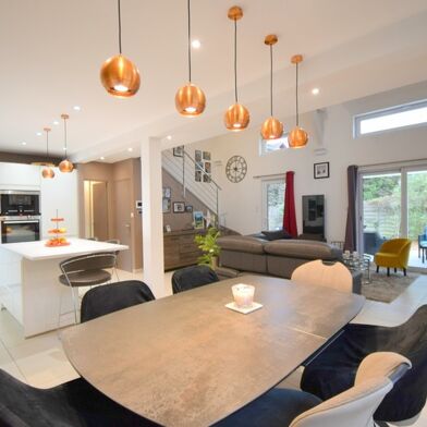 Maison 8 pièces 595000 €