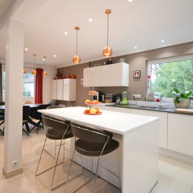 Maison 8 pièces 595000 €