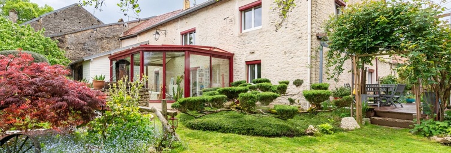Maison 8 Pièces 272 m² à vendre à Fontaine-Française (21610)