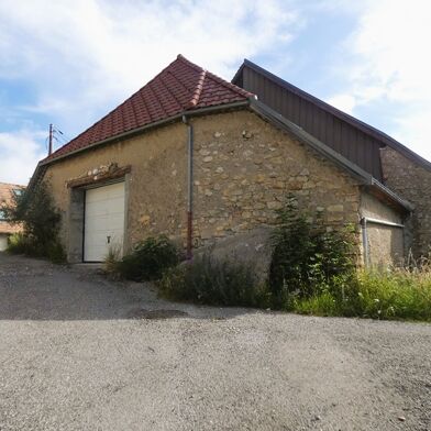 Garage  49000 €