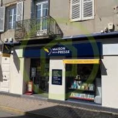 Commerce  100000 €