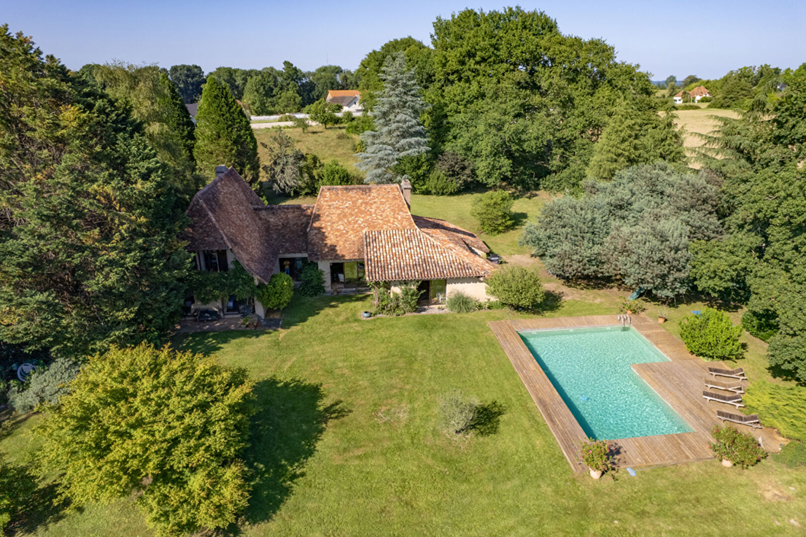 Propriété  T9 à vendre Morlaàs 64160