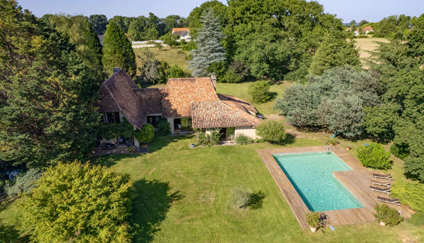 Propri&eacute;t&eacute; 9 pièces  à vendre Morlaàs 64160