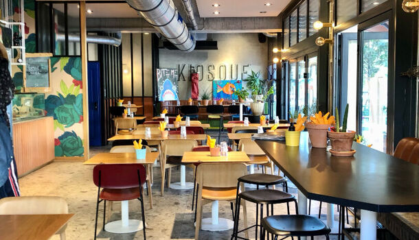 Local commercial 6 pièces  à vendre Hyères 83400