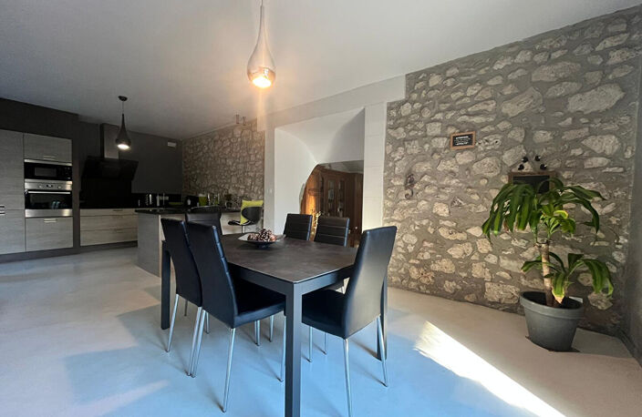 A vendre Mas de caractère entièrement rénové sur Malataverne — photo 4