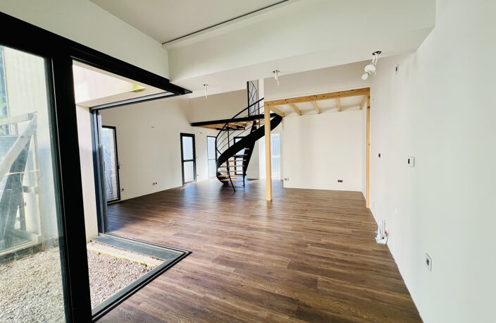 Vente Local professionnel de 97m2 avec terrasse de 9m2 — photo 3