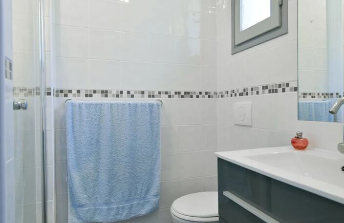 SOUS COMPROMIS — photo 4