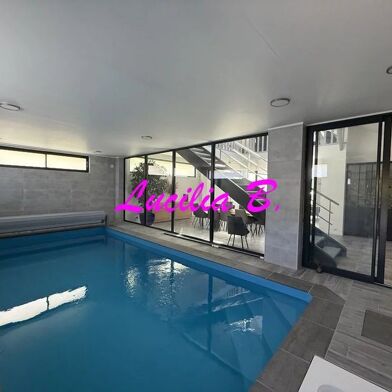 Maison 8 pièces 1230000 €