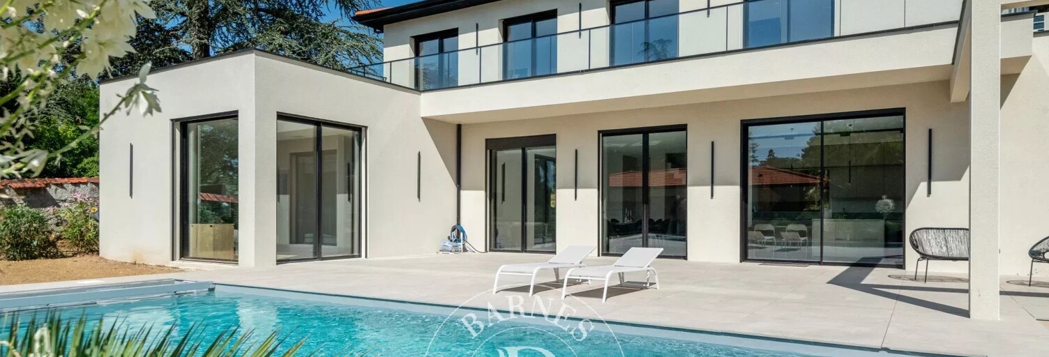 Maison 7 Pièces 240 m² à vendre à Écully (69130)